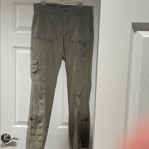 Eddie Bauer Women’s Light  Green Cargo Pants